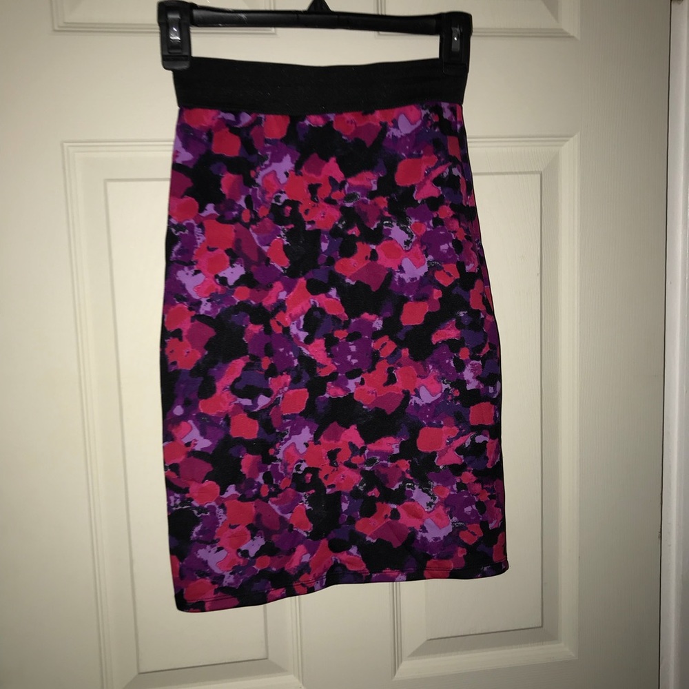 NWOT Marilyn Monroe Tight Mini Skirt